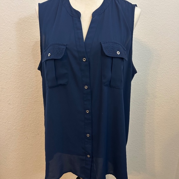 Roz & Ali Tops - Women’s Roz & Ali Sleeveless Navy Blue Button Down Blouse | XL